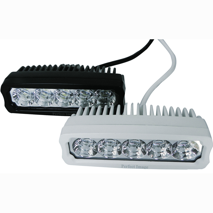Slimline LED Floodlight Black Housing 15 Watt 9-36 Volt
